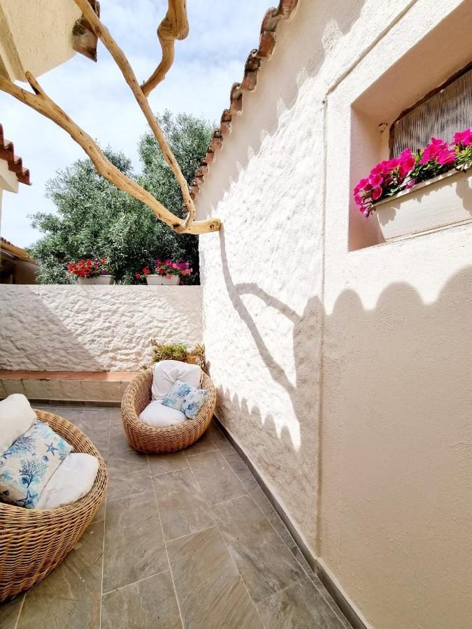 Ferienwohnung Stazzo San Teodoro Il Ginepro Piscina Condivisa Exterior foto